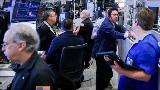 盘前：纳指期货涨0.58% 谷歌涨近6%